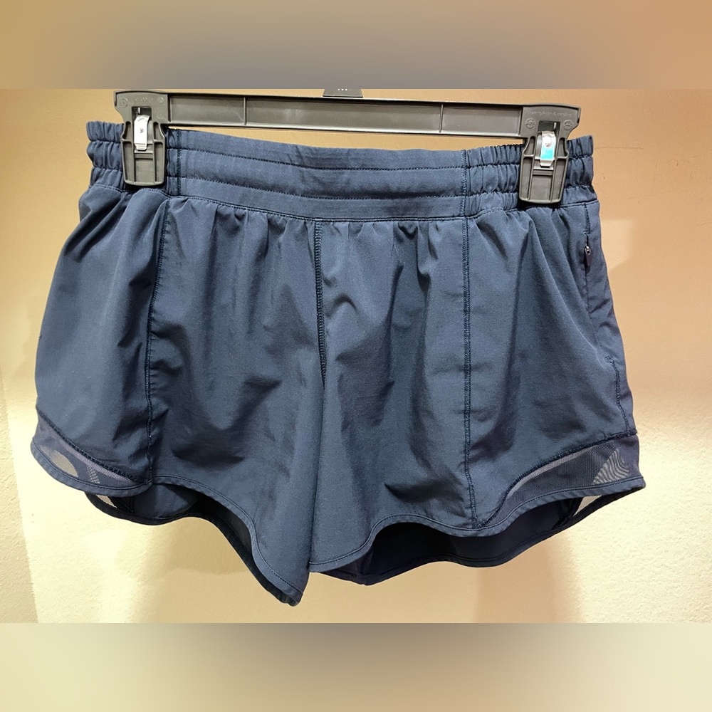Lululemon hotty hots shorts navy blue